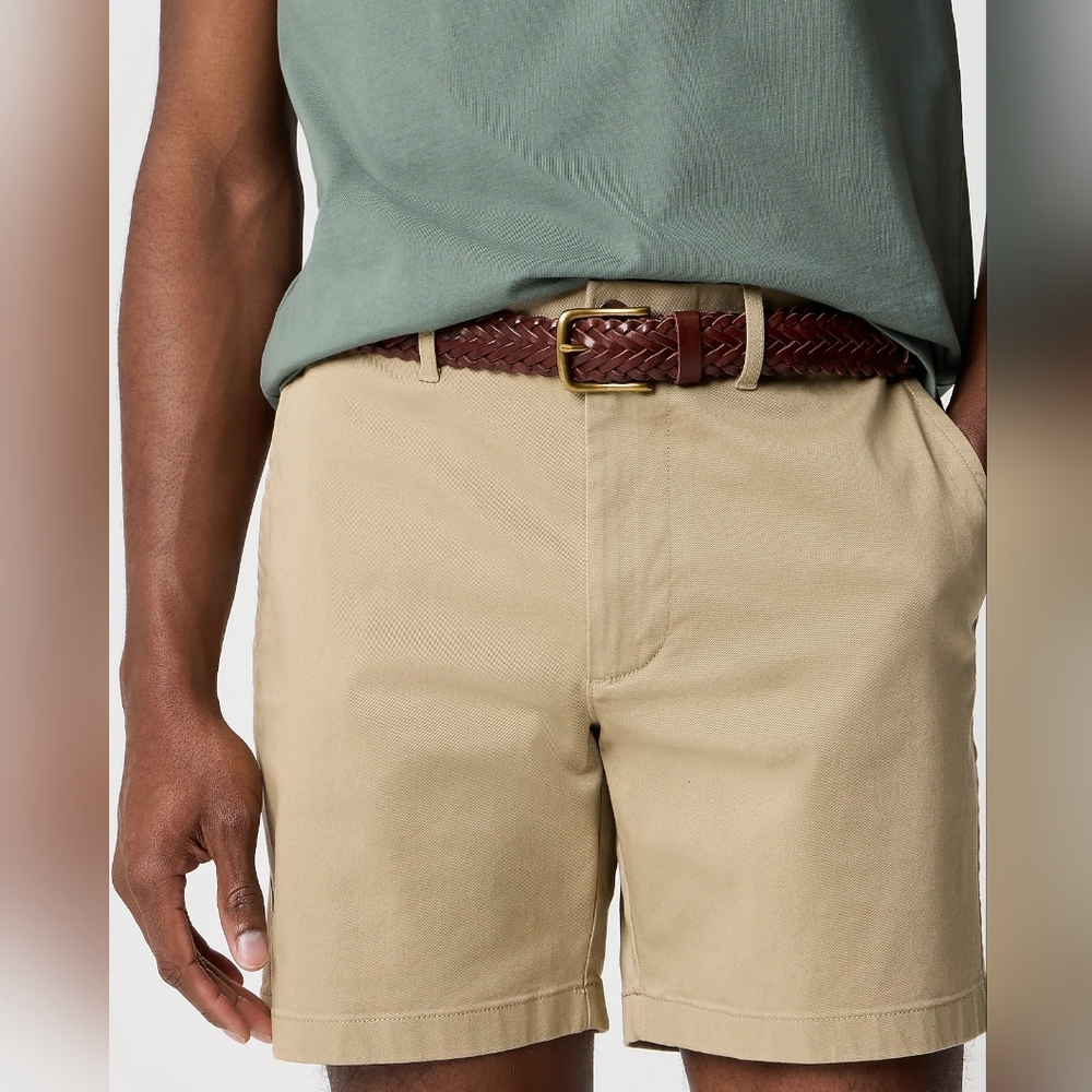 J. Crew Men's 7" flex chino short Khaki Size 32